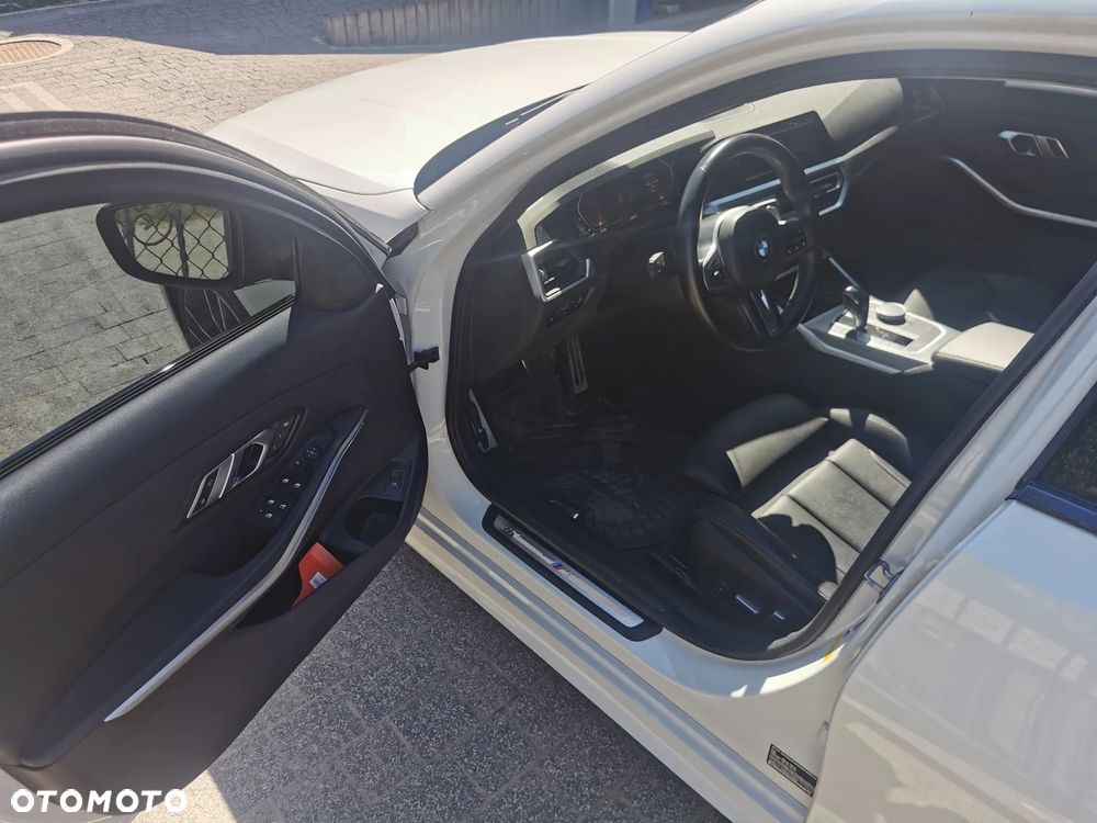 BMW Seria 3 M340i xDrive mHEV sport - 8