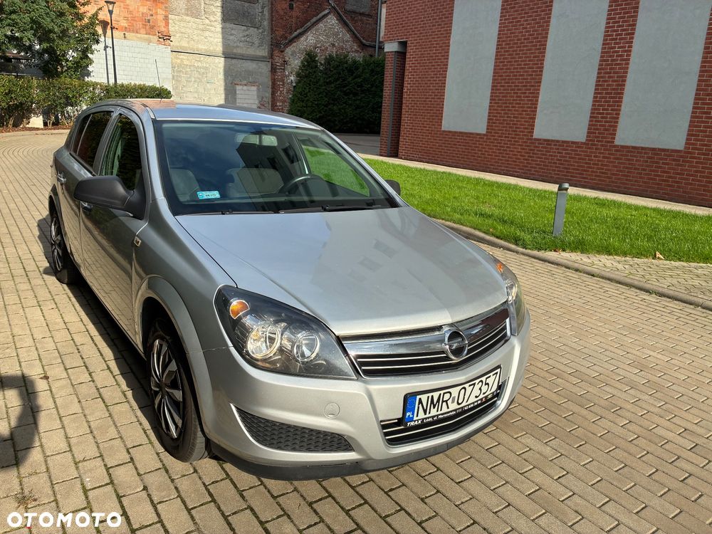 Opel Astra - 12
