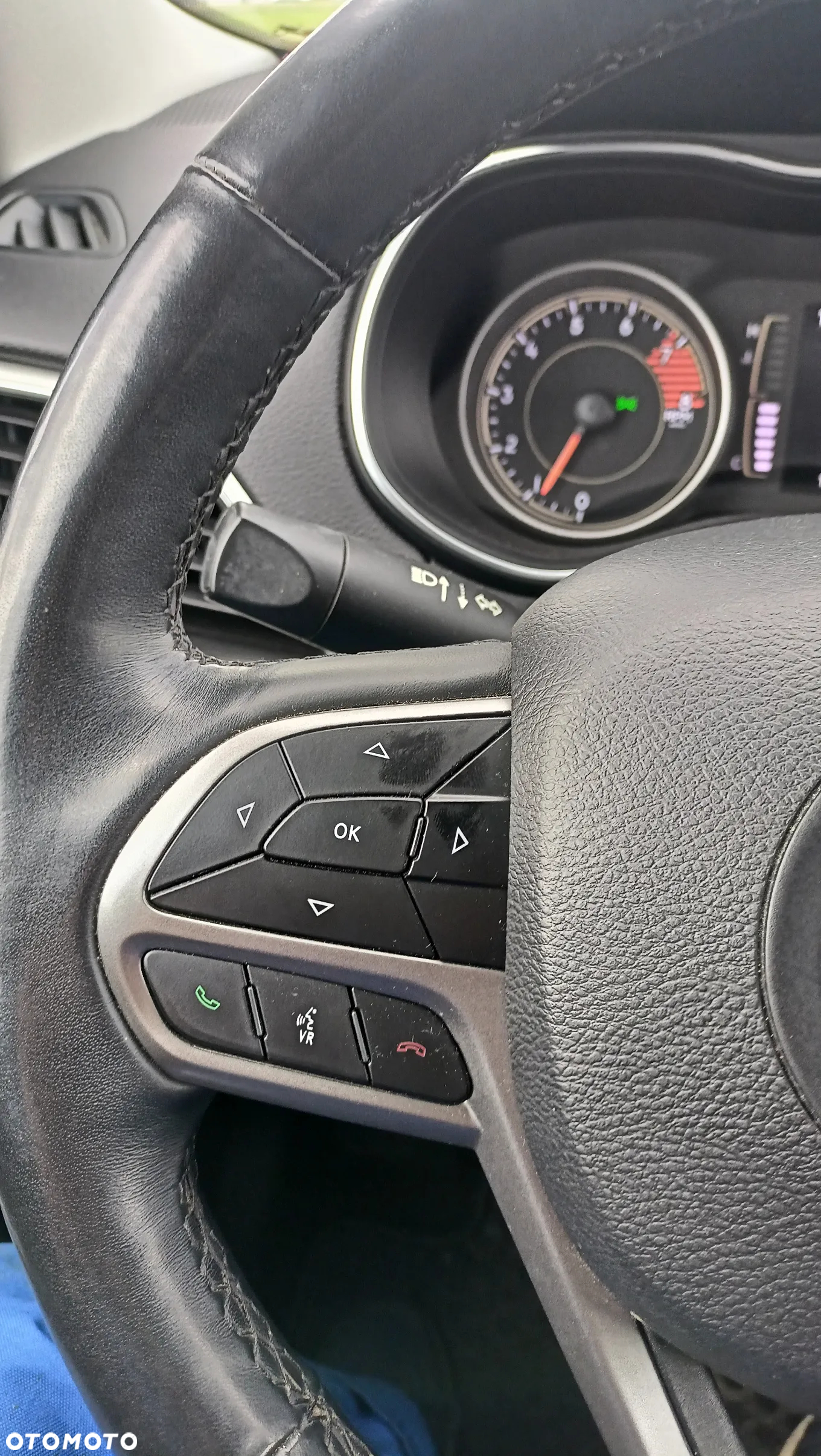 Jeep Cherokee - 7