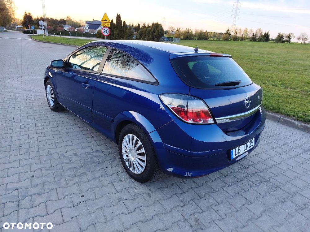 Opel Astra - 1