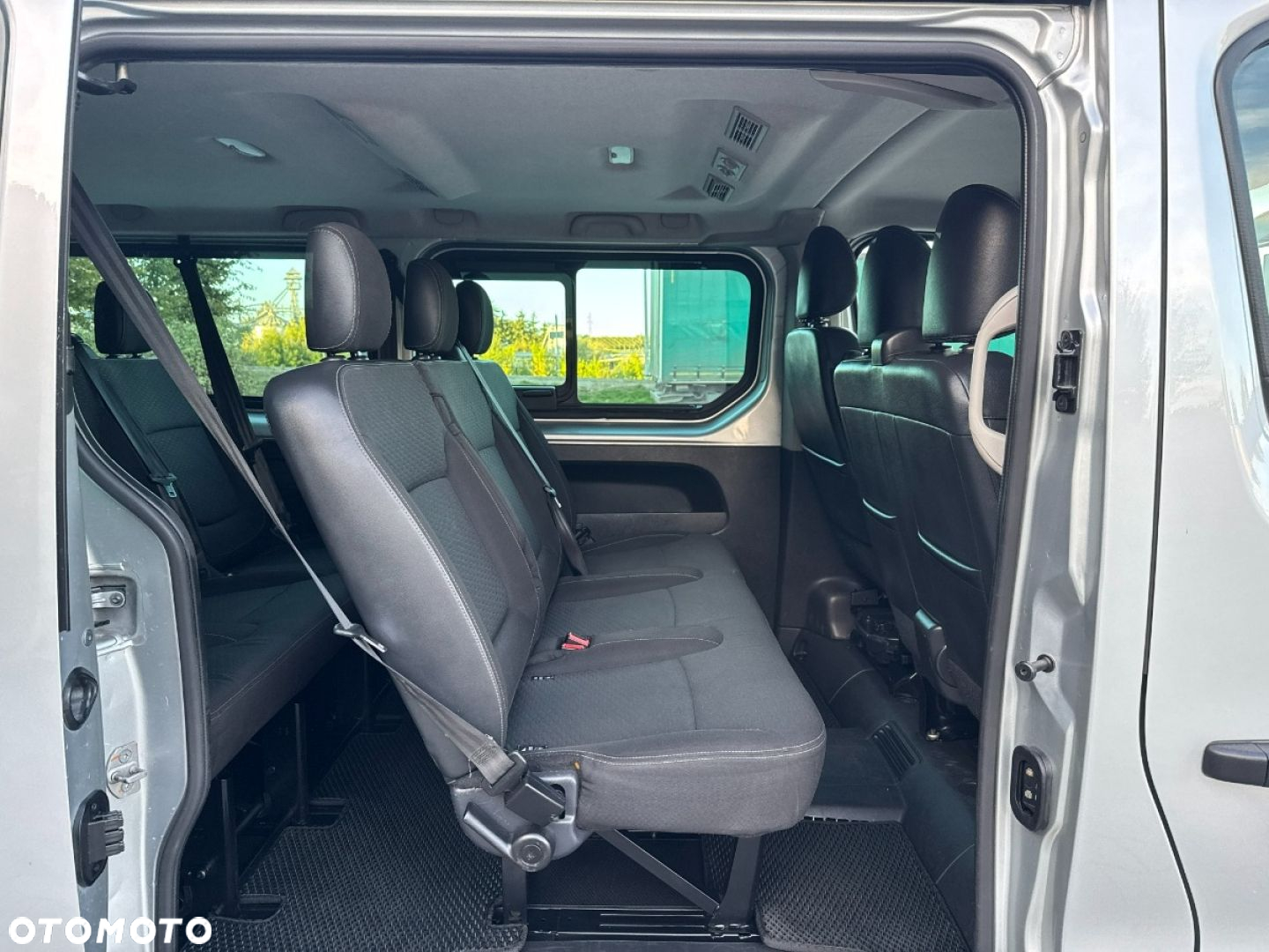 Opel Vivaro - 6