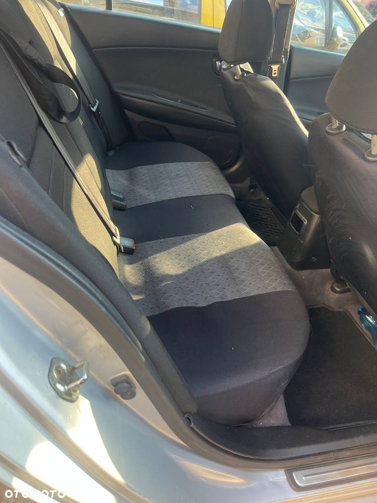 Nissan Primera 2.2 d Visia + - 8