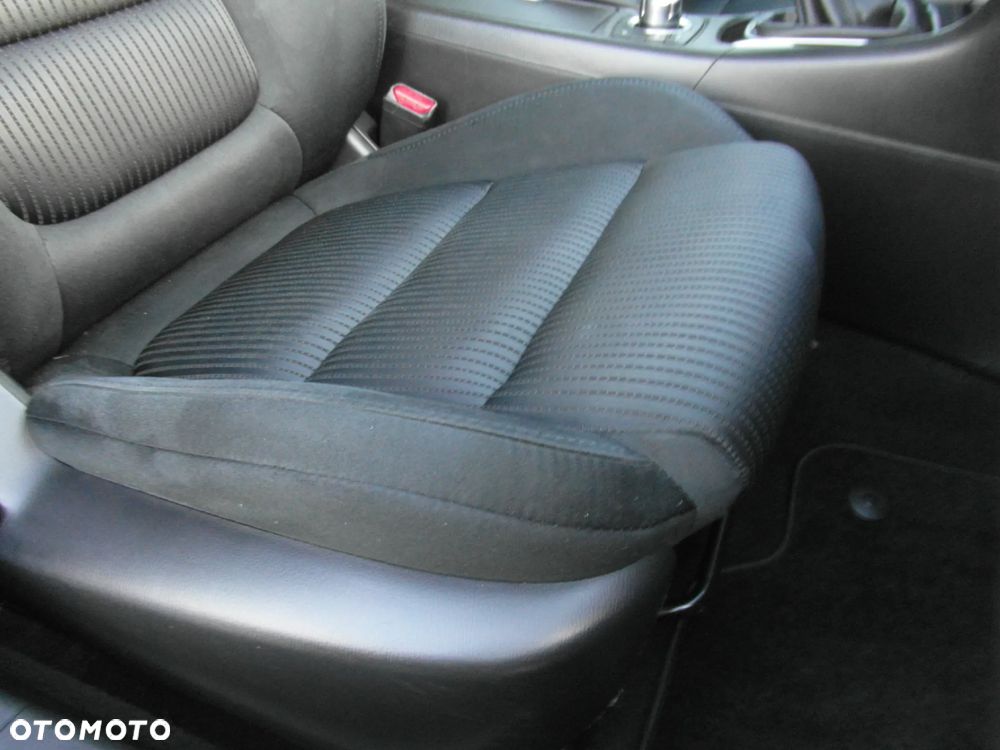 Mazda 6 2.0 Kombi SKYACTIV-G Center-Line - 18