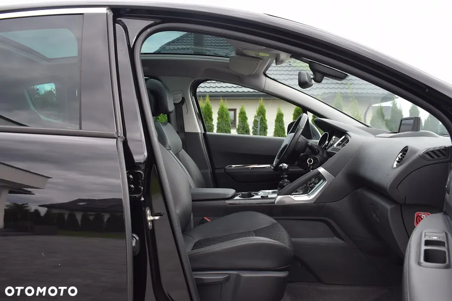 Peugeot 3008 HDi 115 Active - 12