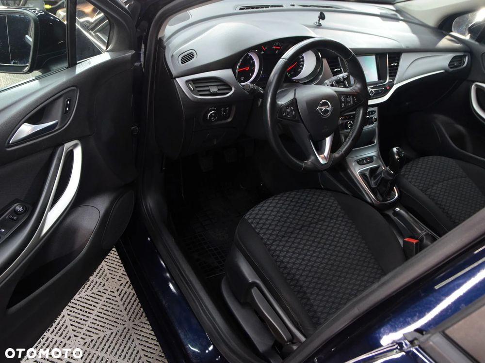 Opel Astra 1.4 T Enjoy - 18