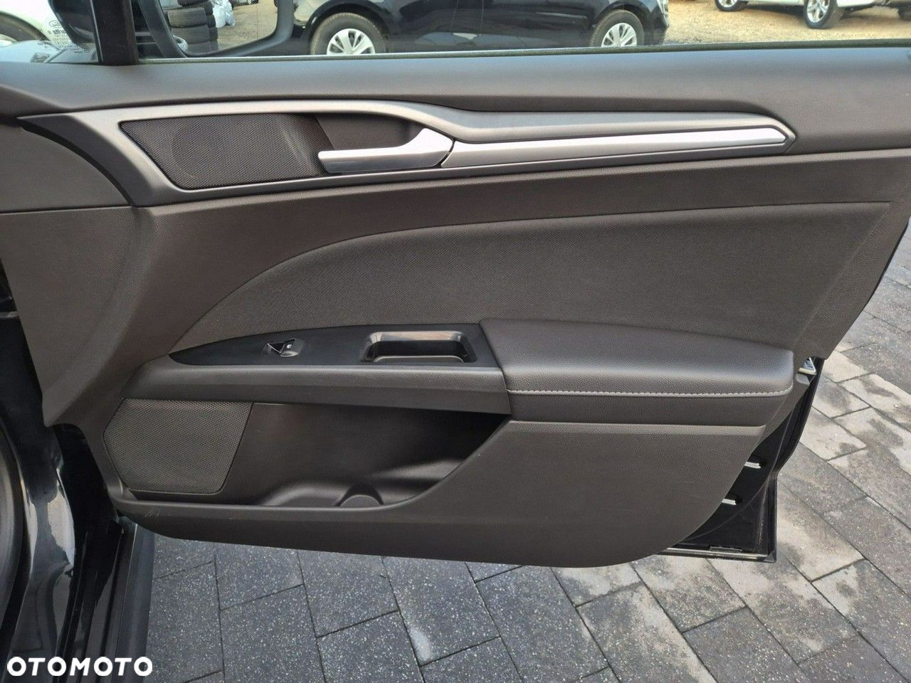 Ford Mondeo - 28