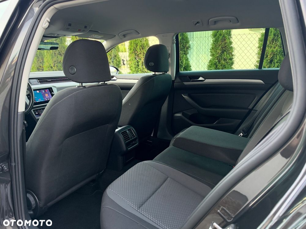 Volkswagen Passat 2022