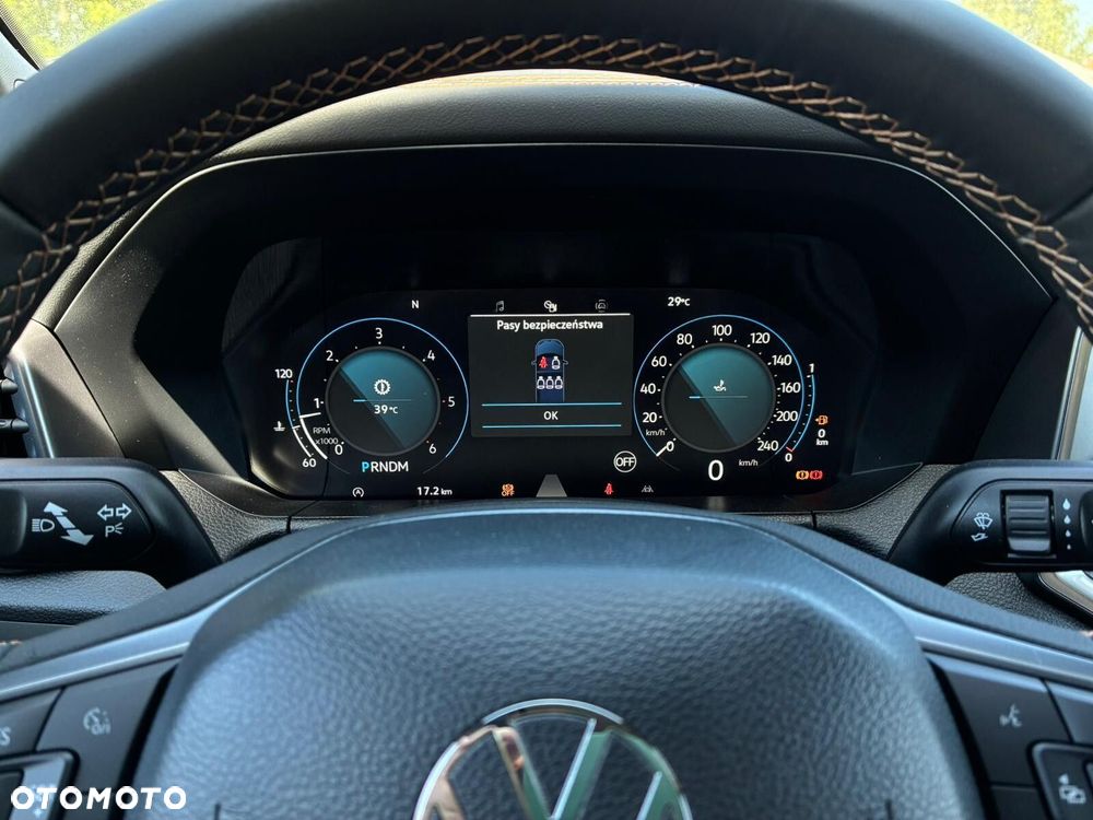 Volkswagen Amarok - 20