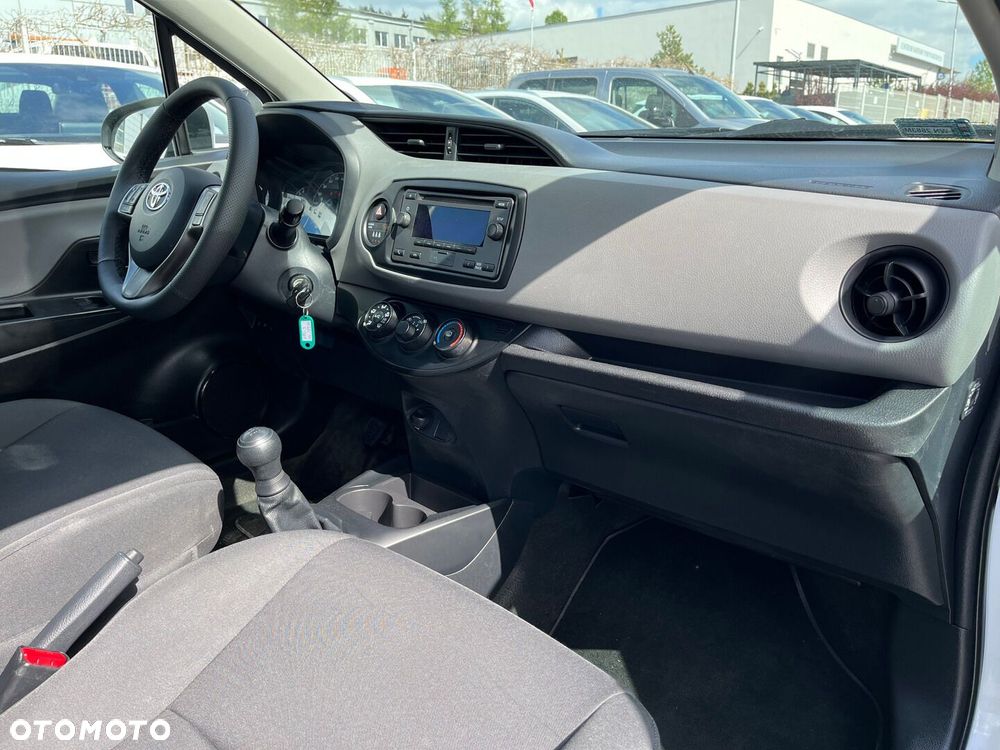 Toyota Yaris - 6