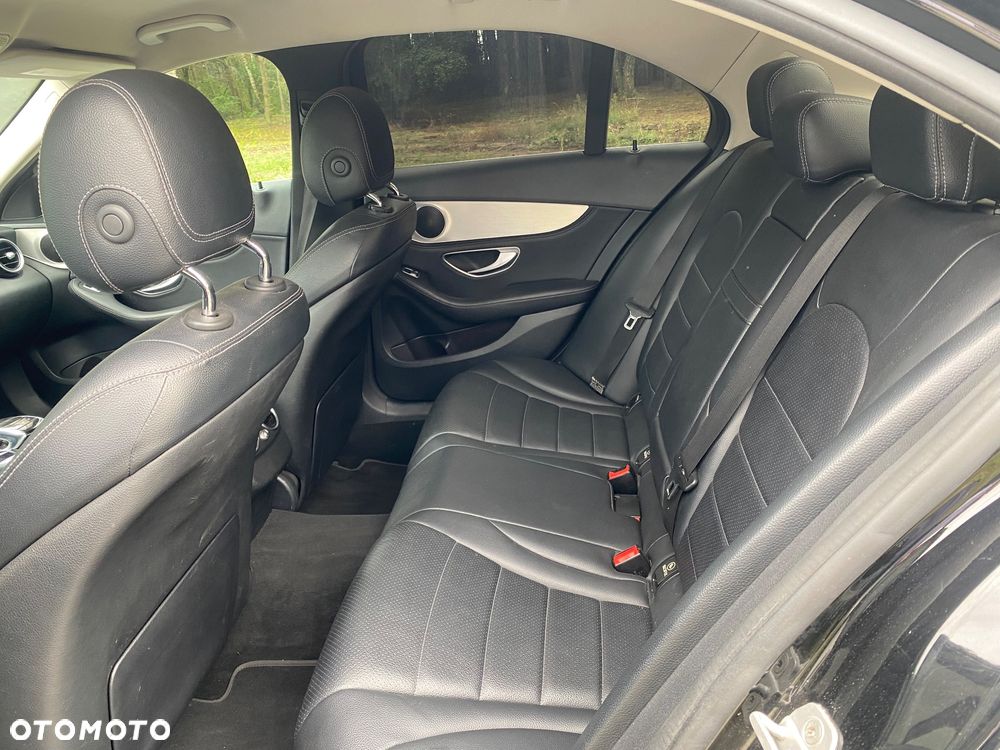 Mercedes-Benz Klasa C 300 T 7G-TRONIC Avantgarde - 15