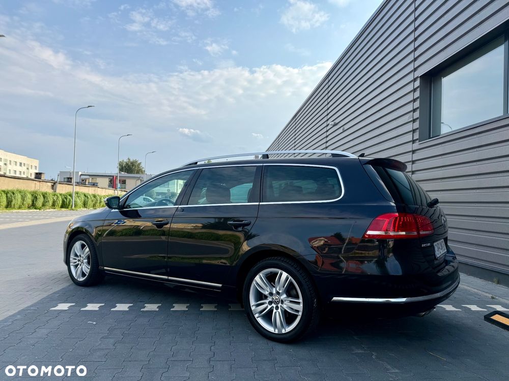 Volkswagen Passat 2.0 TDI DSG BlueMotion Technology Highline - 33