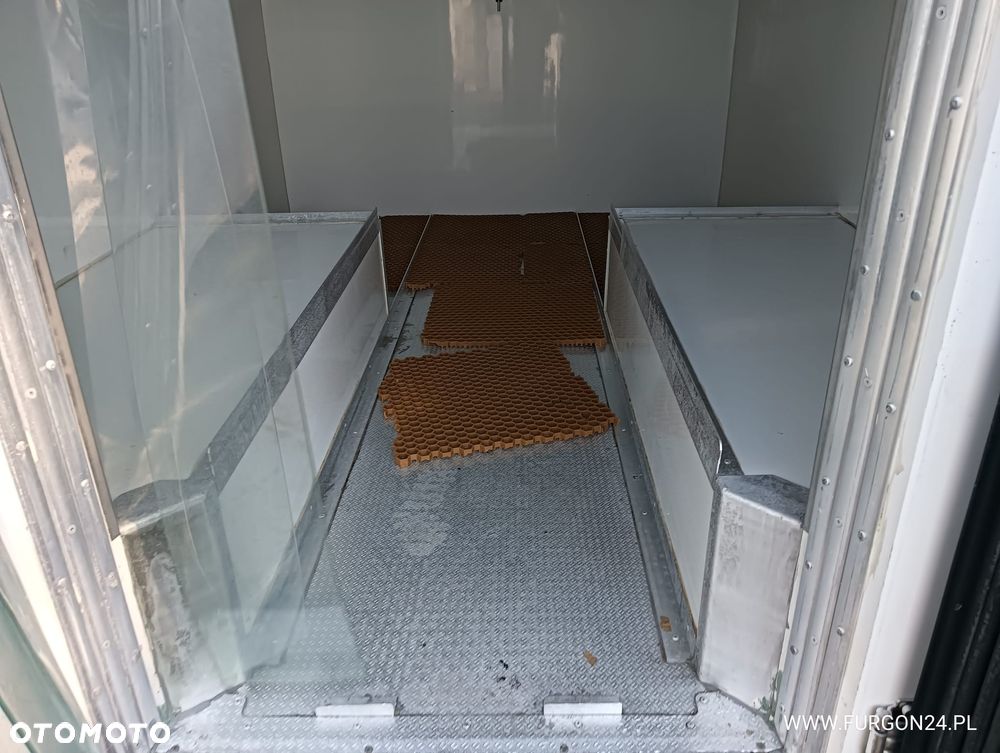 Renault TRAFIC KONTENER CHŁODNIA MROŹNIA NR 917 - 9