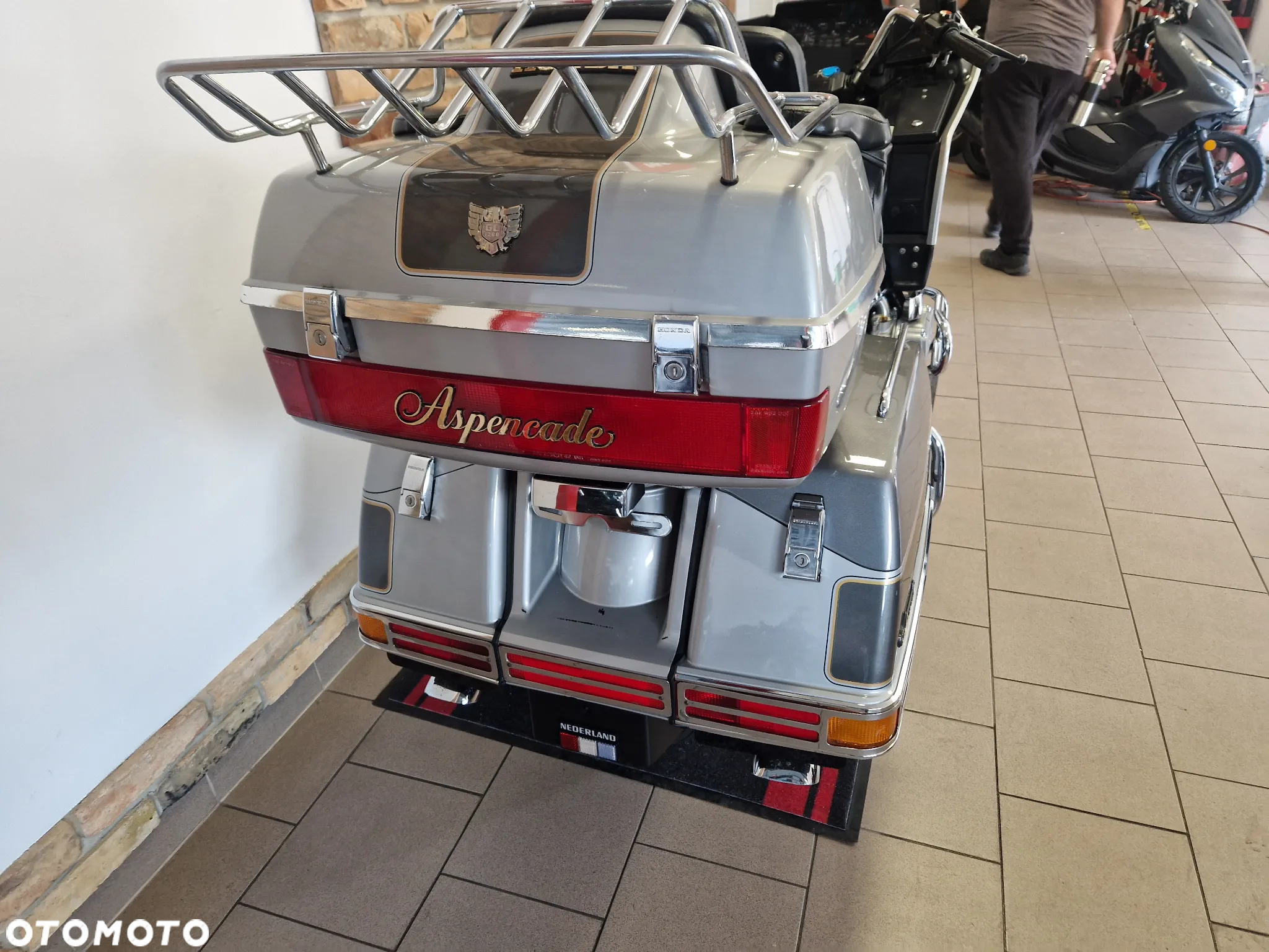 Honda GL - 29