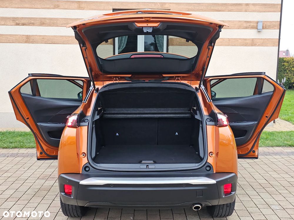 Peugeot 2008 1.5 BlueHDi Allure Pack S&S EAT8 - 38