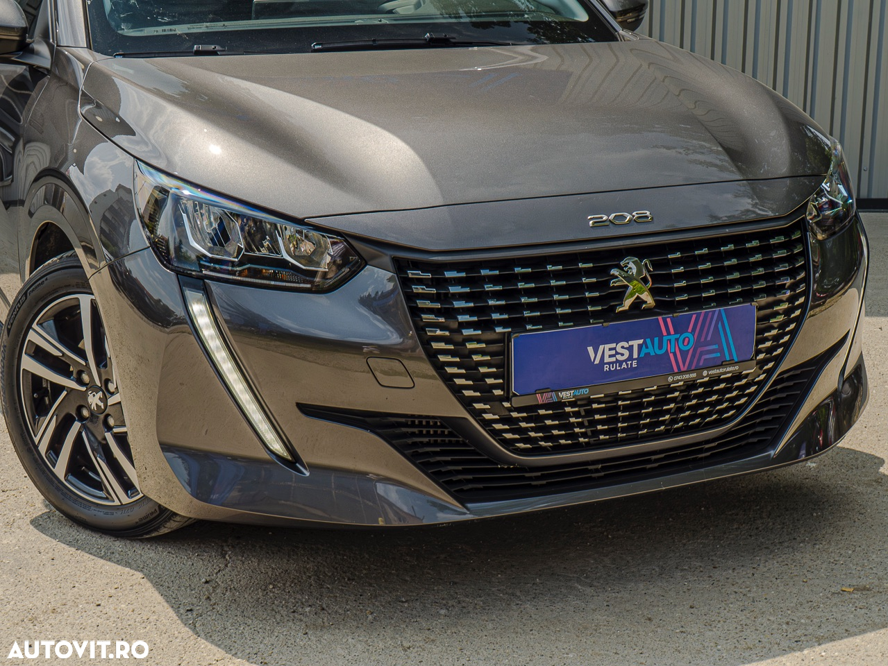 Peugeot 208 PureTech 100 Allure Pack - 32