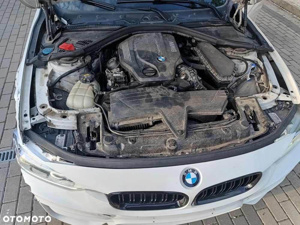 BMW Seria 3 325d M Sport - 7