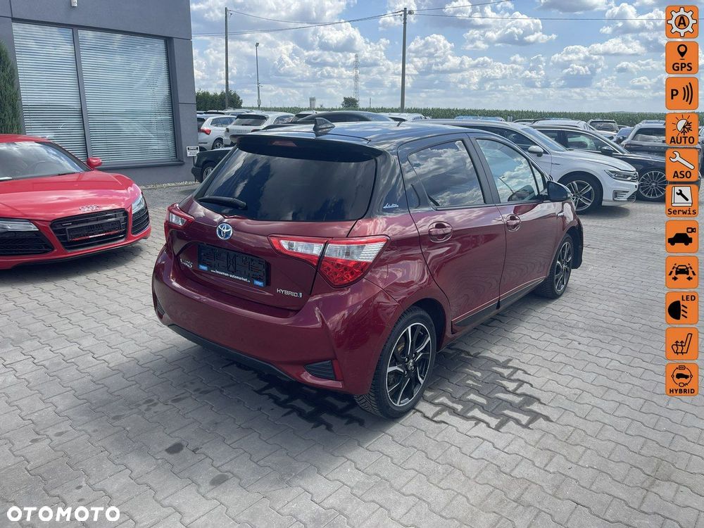 Toyota Yaris Hybrid 1.5 VVT-i Selection - 1