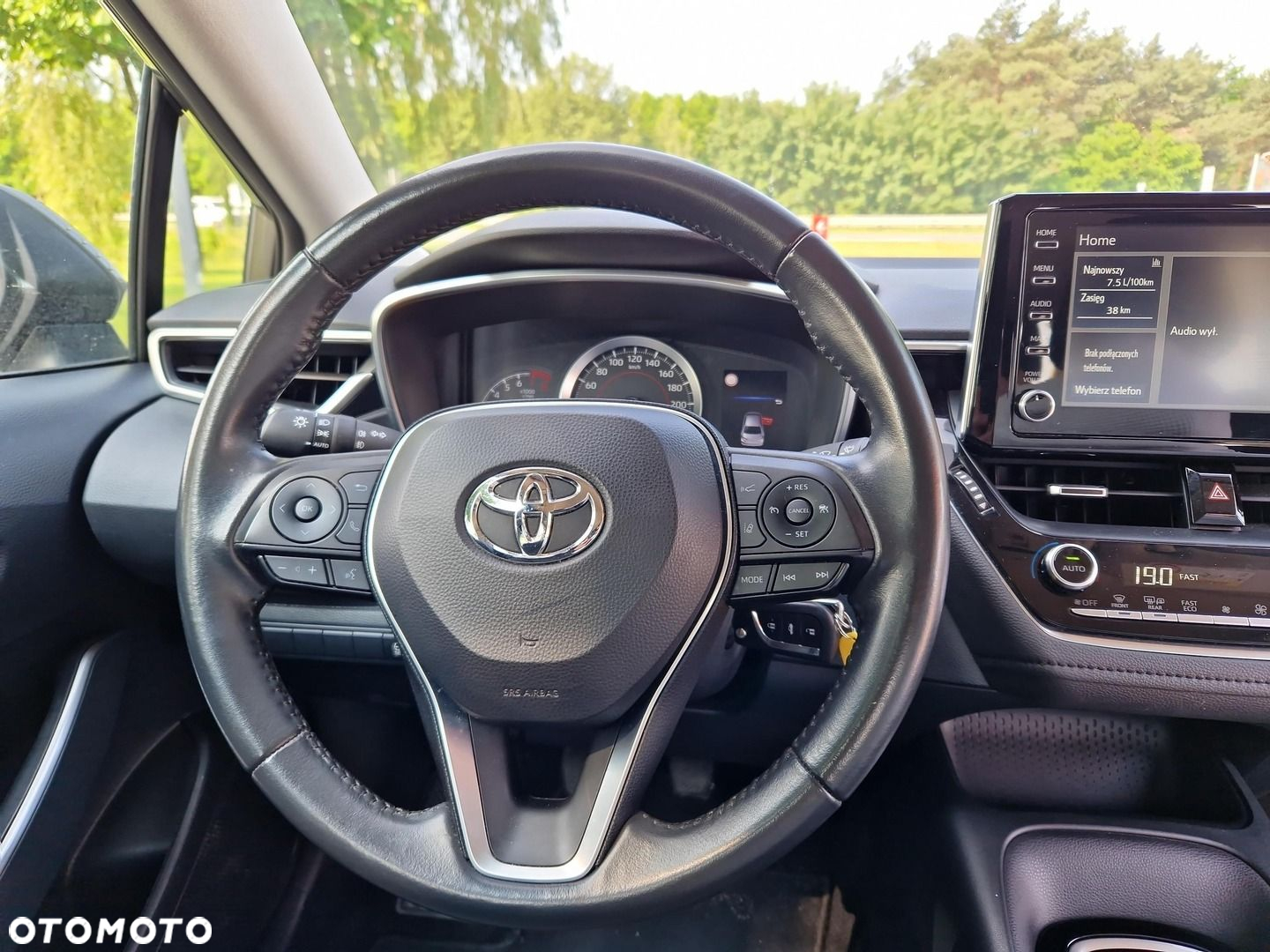 Toyota Corolla - 16