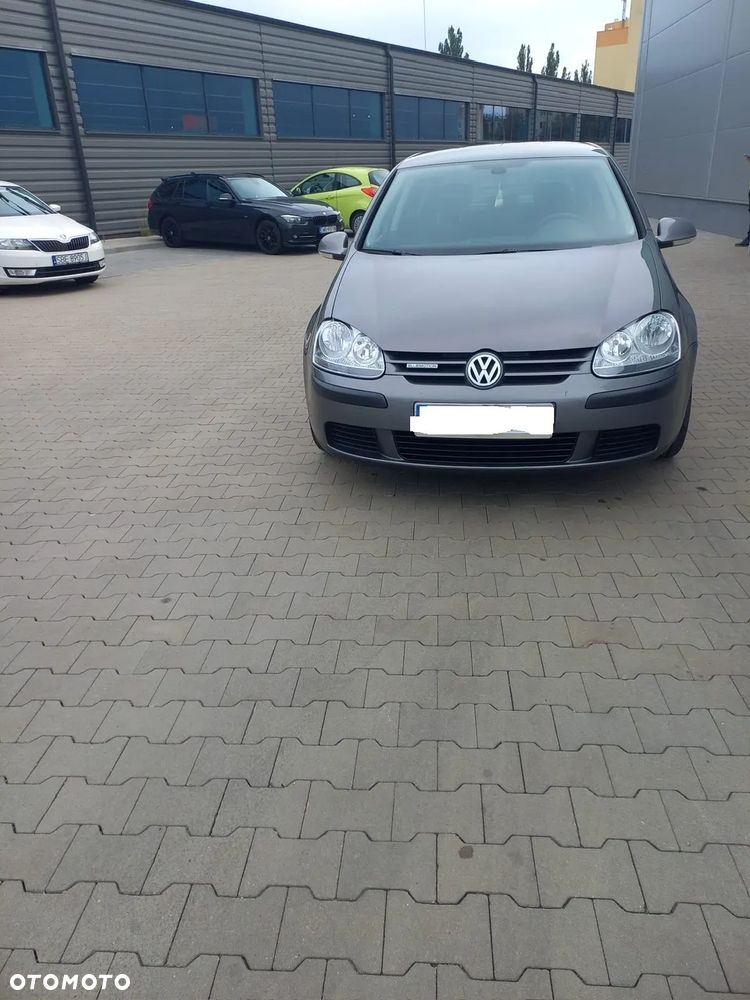 Volkswagen Golf 1.9 TDI DPF United BlueMotion - 11