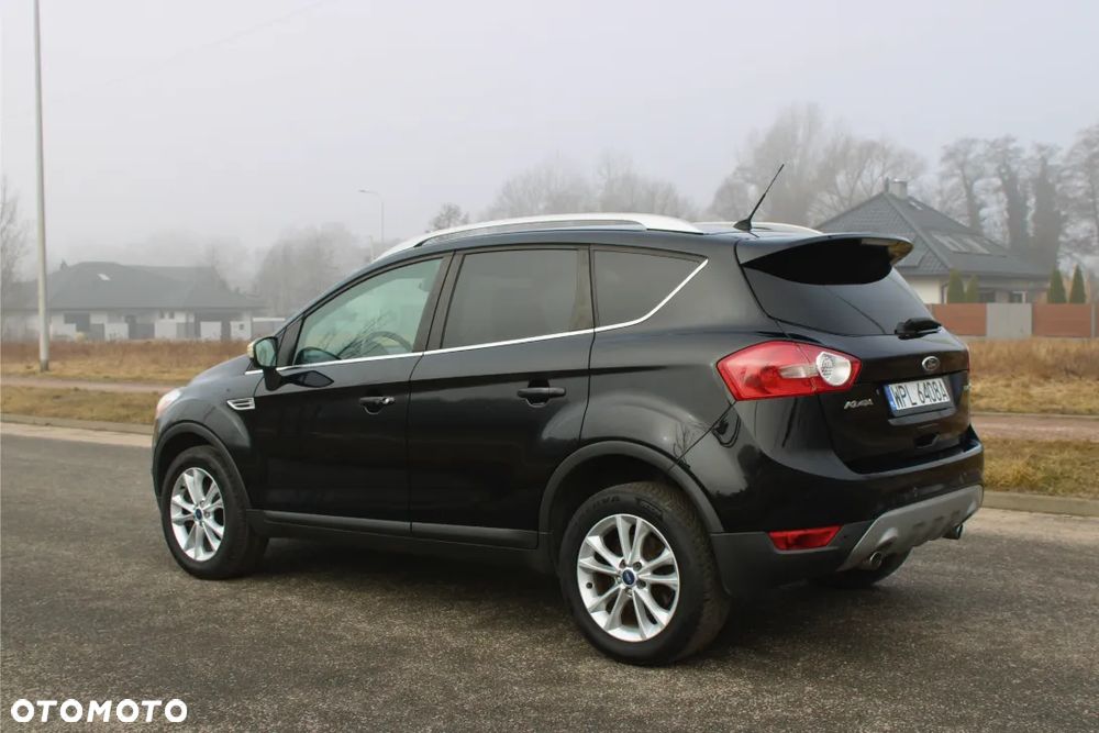Ford Kuga 2.0 TDCi Titanium - 9