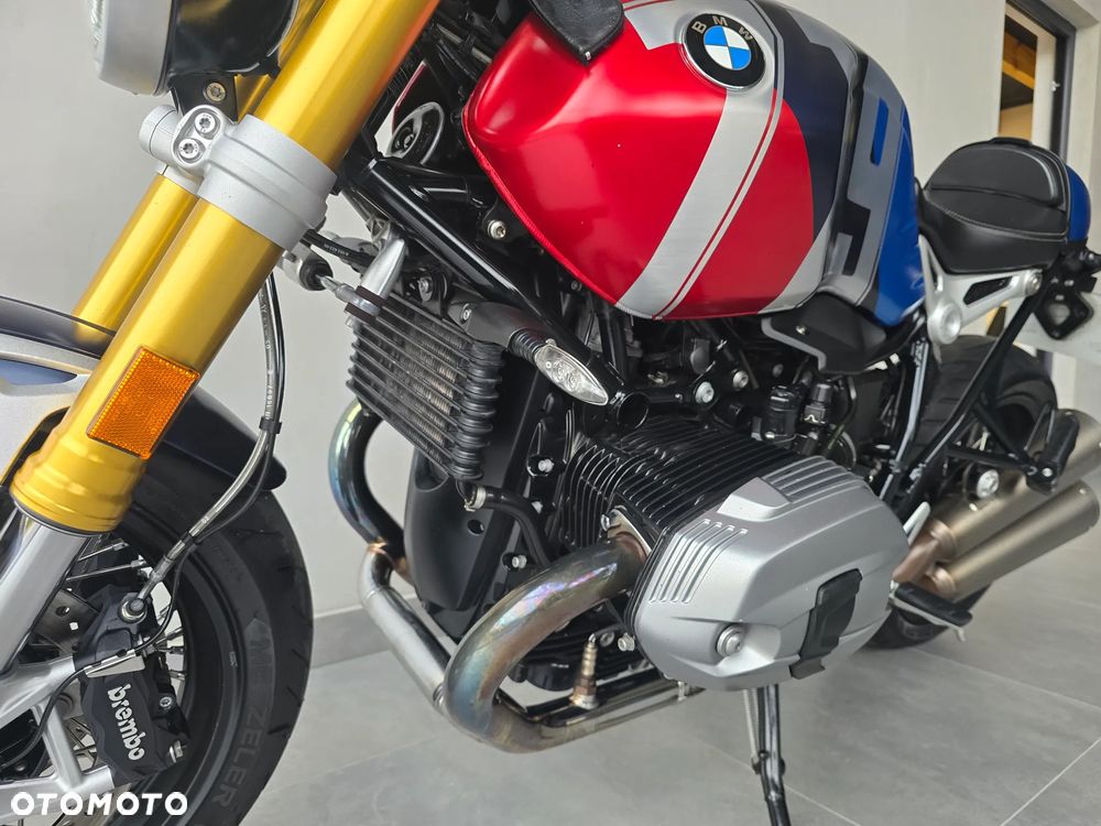 BMW R - 26
