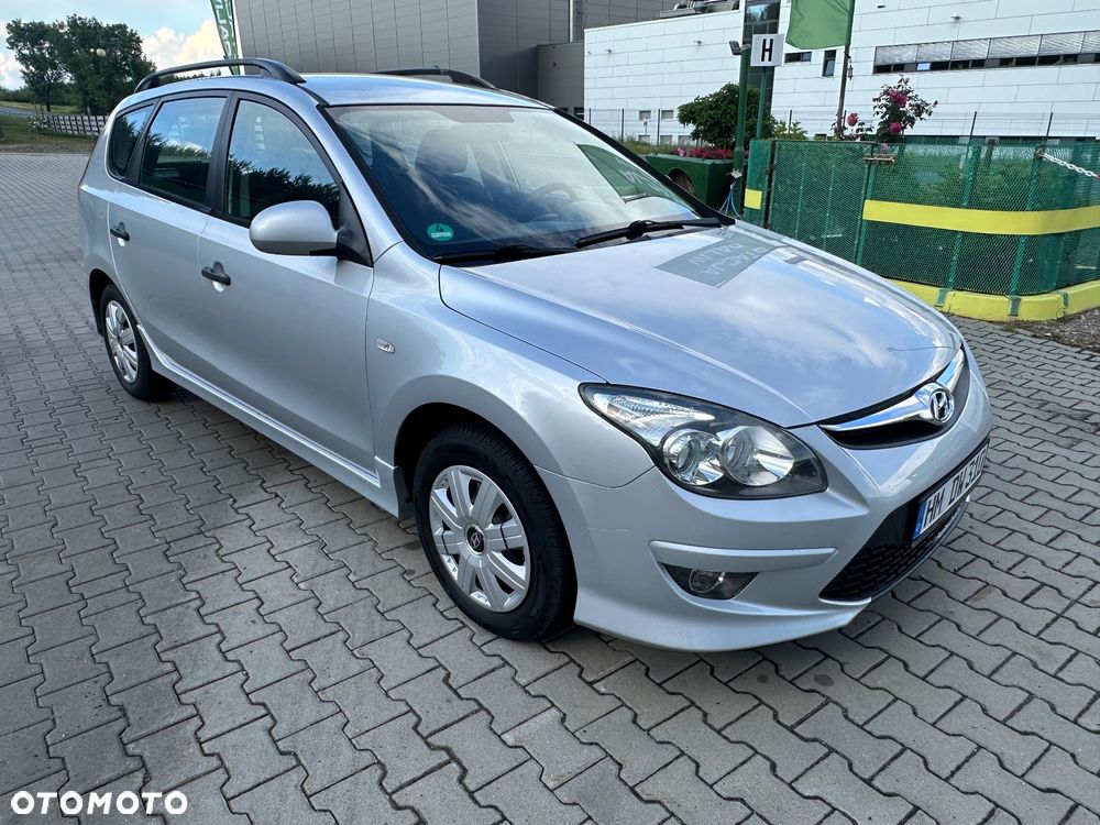 Hyundai i30 1.4 Base + - 31