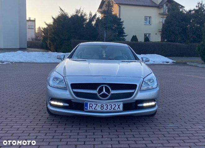 Mercedes-Benz SLK 250 CGI - 36
