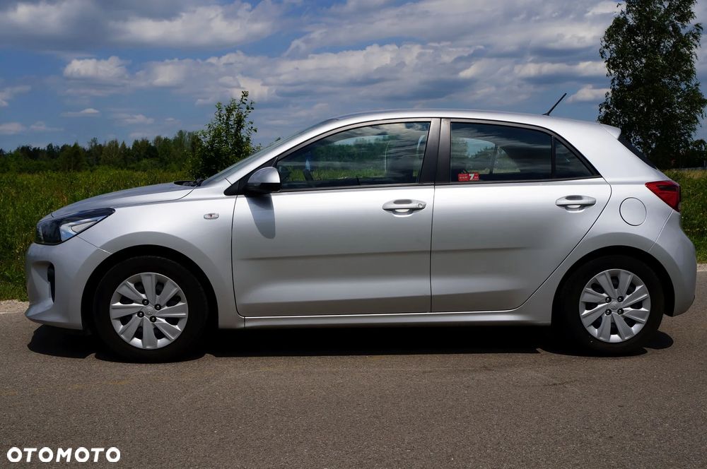 Kia Rio 1.2 L - 7