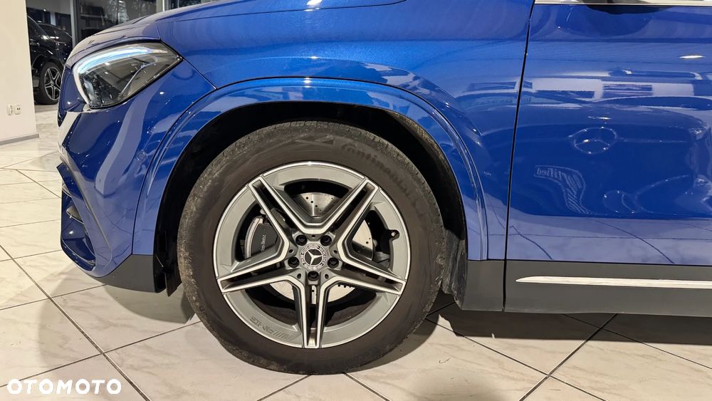 Mercedes-Benz GLA 200 AMG Line - 9