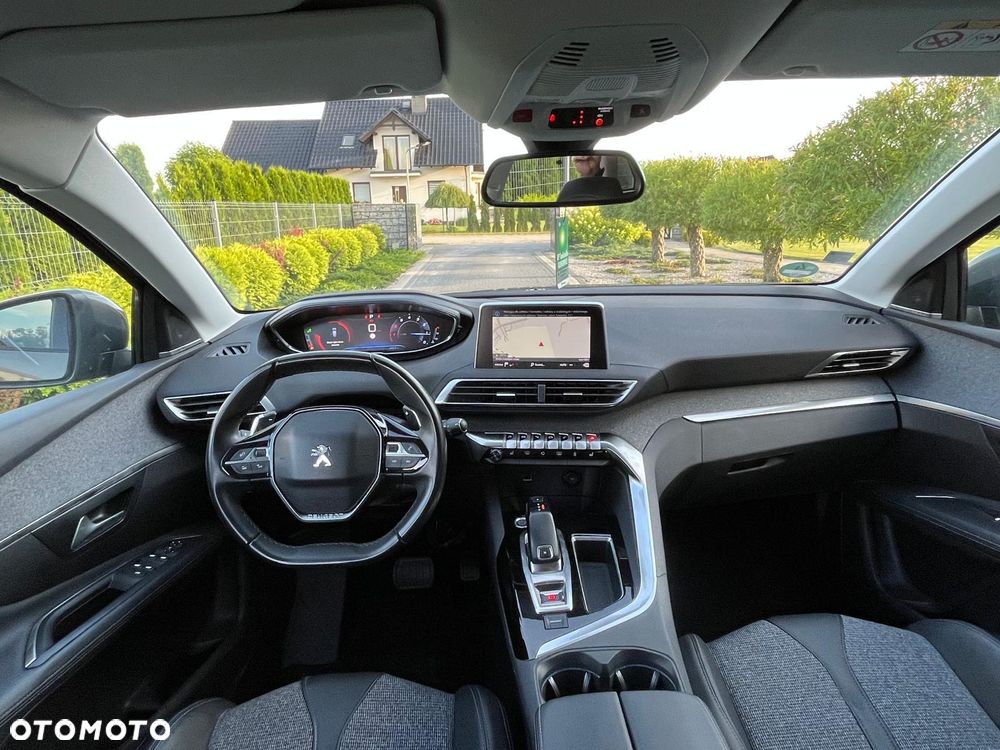 Peugeot 3008 - 11