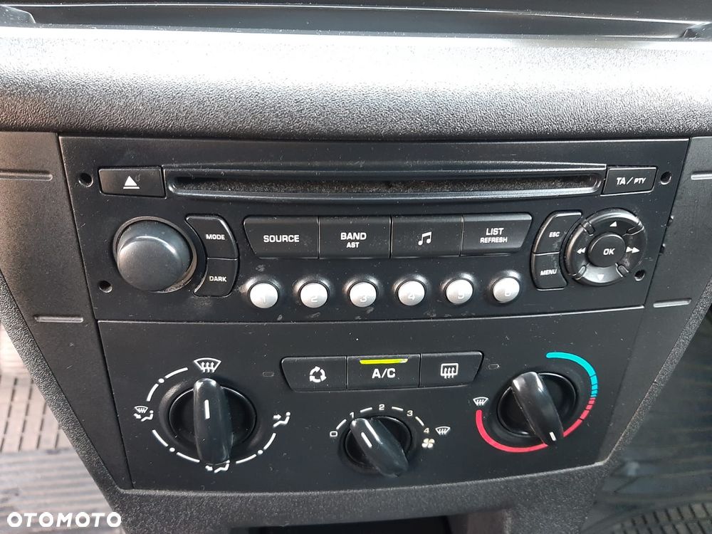 Citroën C4 1.6 HDi FAP Style - 34