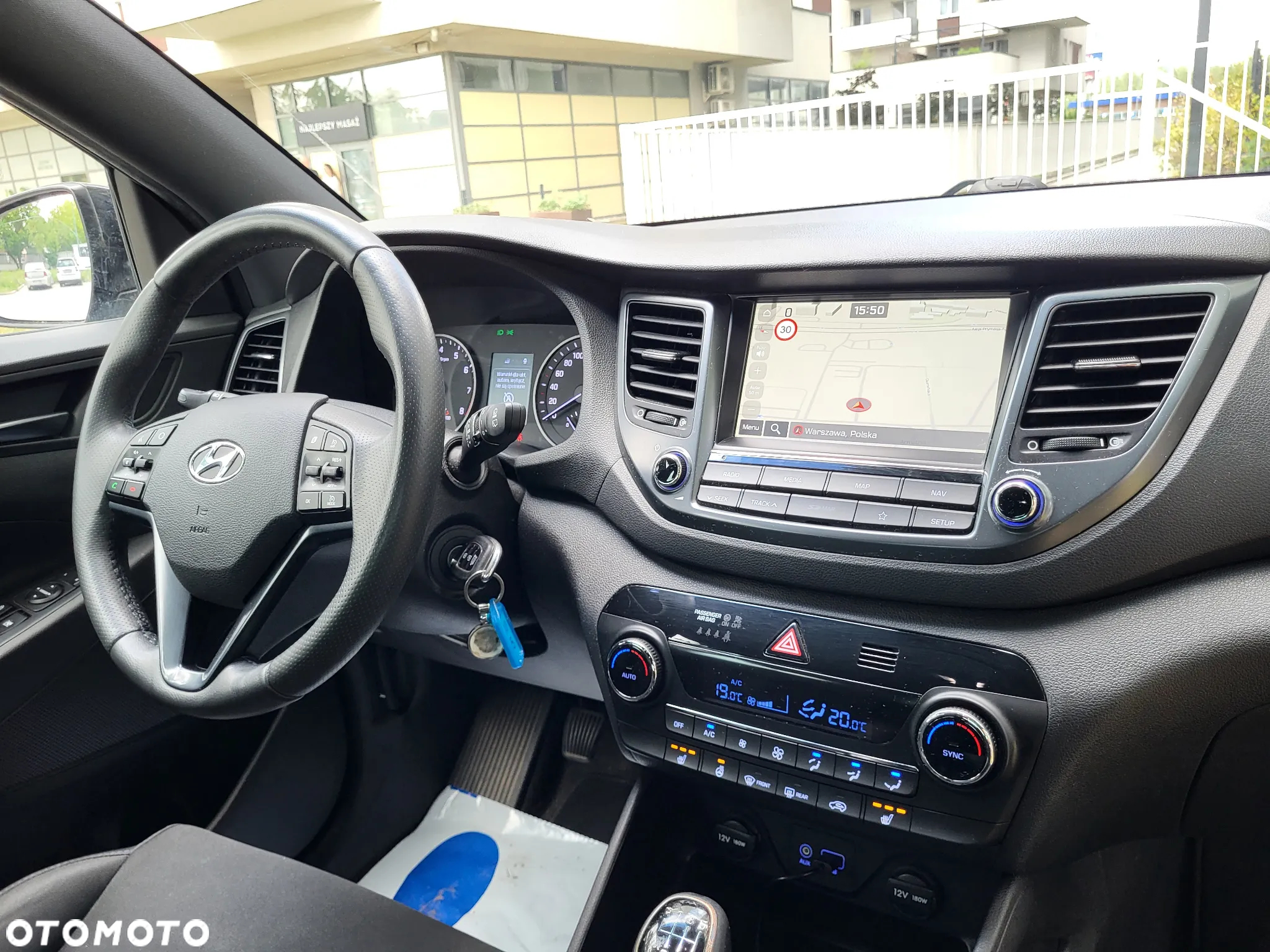 Hyundai Tucson 1.6 GDI BlueDrive GO 2WD - 9