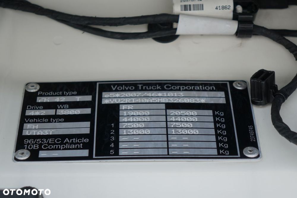 Volvo FH 500 GLOBETROTTER / EURO 6 / STANDARD / AUTOMAT / KLIMATYZACJA POSTOJOWA / LODÓWKA - 30