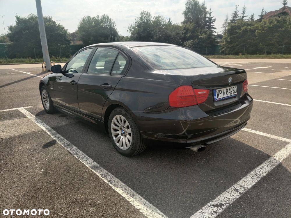 BMW Seria 3 320i - 3