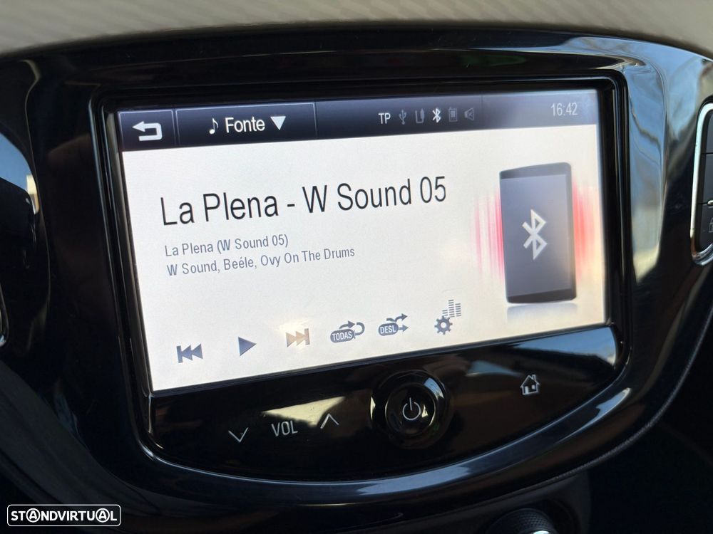 Opel Adam 1.0 T Rocks - 19