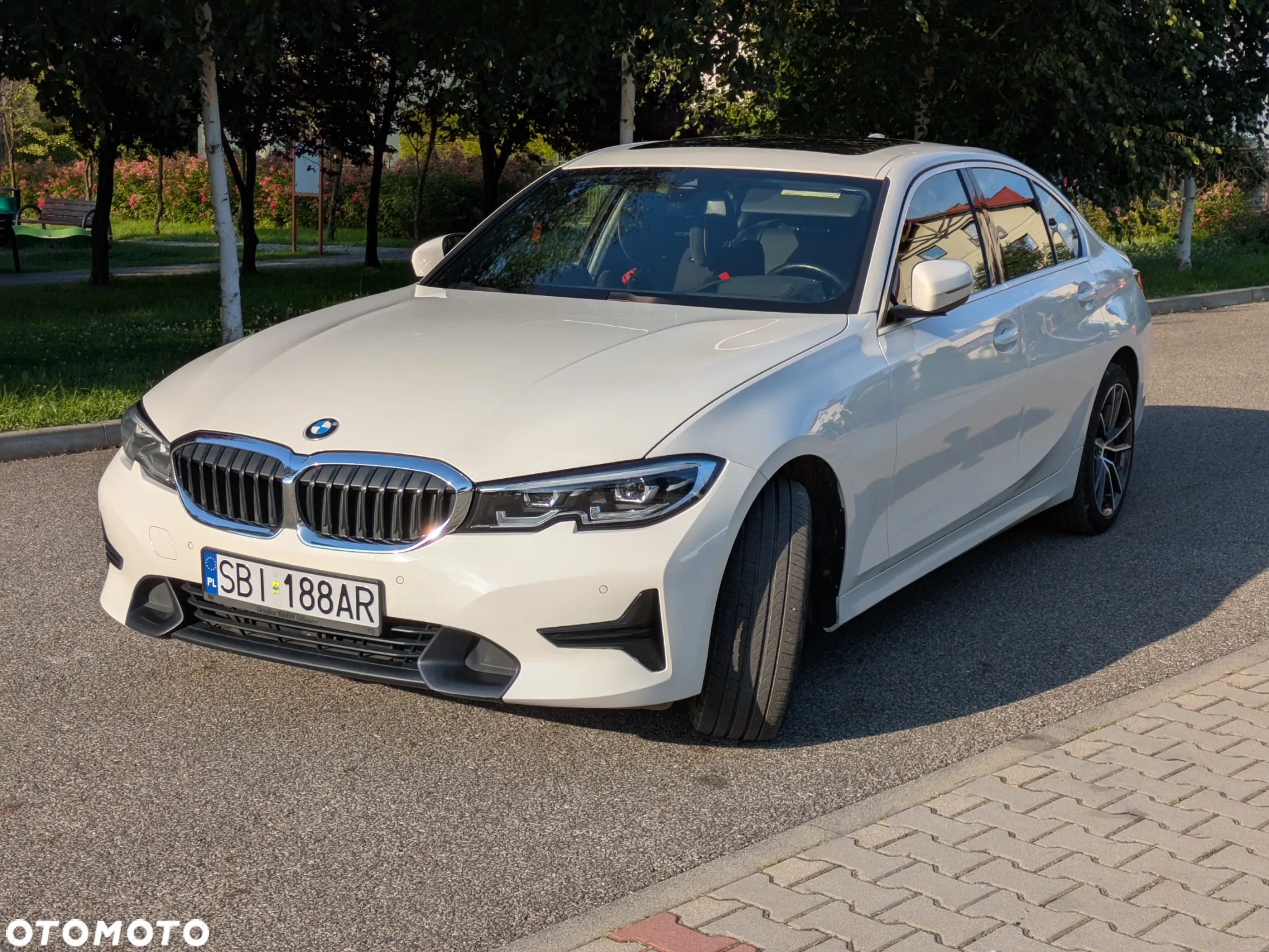 BMW Seria 3 330i Sport Line - 26