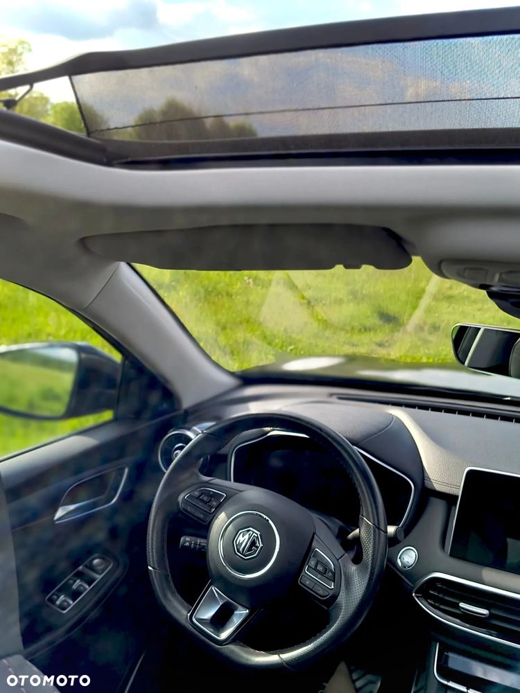 MG HS PHEV Luxury - 17