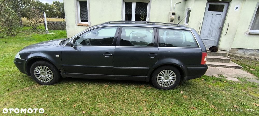 Volkswagen Passat 2002 photo 4