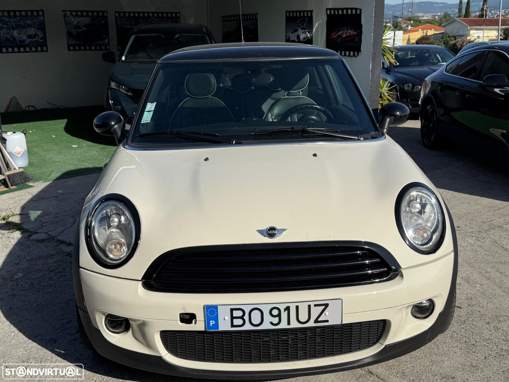 MINI 3 Portas Cooper D - 17