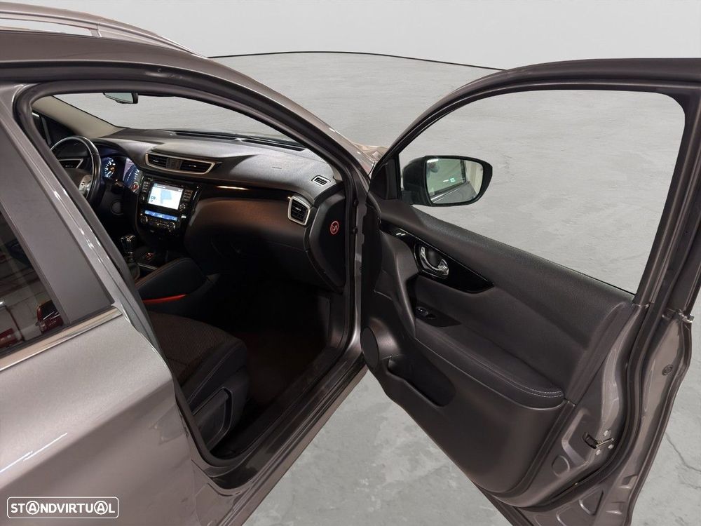 Nissan Qashqai 1.5 dCi Acenta - 17