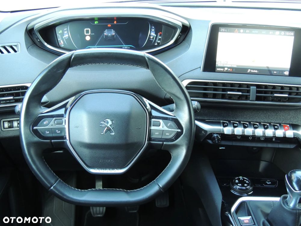 Peugeot 3008 1.2 PureTech Allure - 11