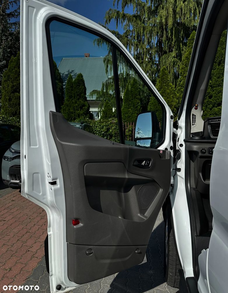 Ford Transit - 14