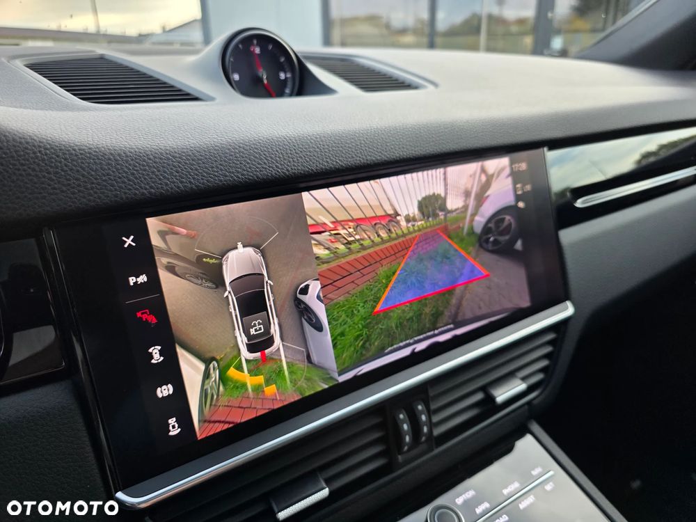 Porsche Cayenne E-Hybrid Platinum Edition - 26