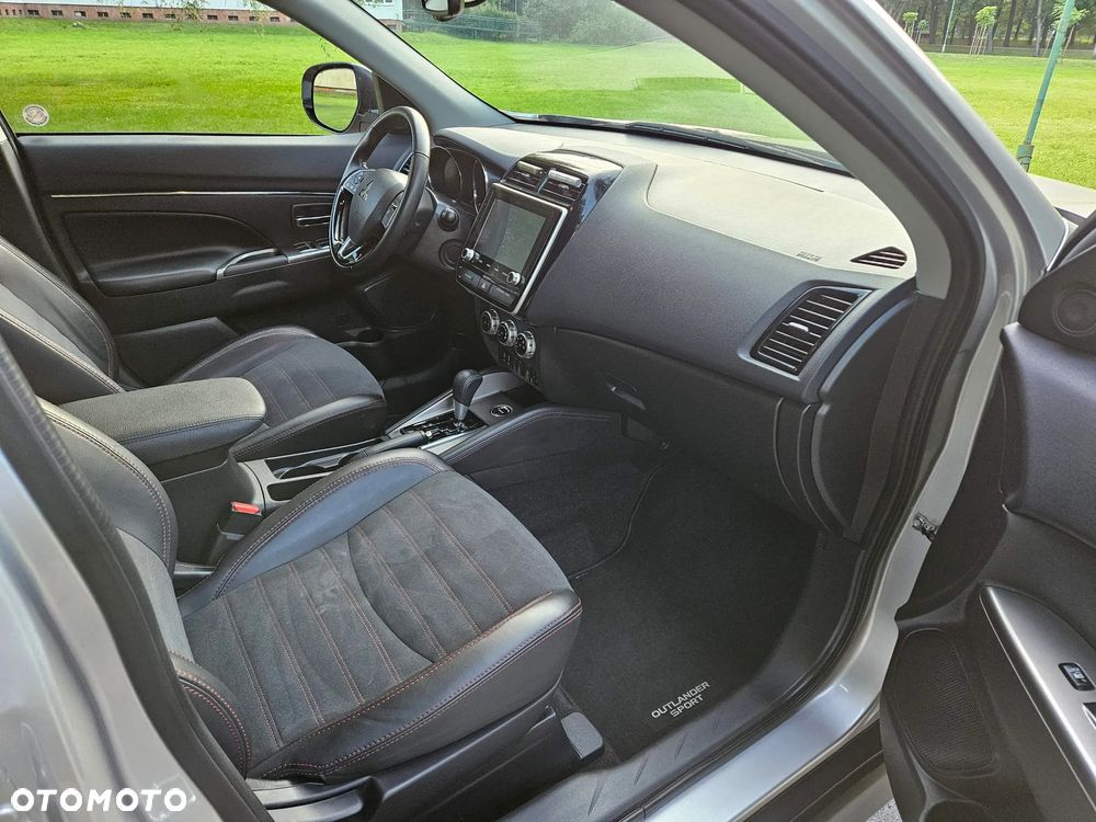 Mitsubishi Outlander 2.0 4WD CVT Spirit+ - 10
