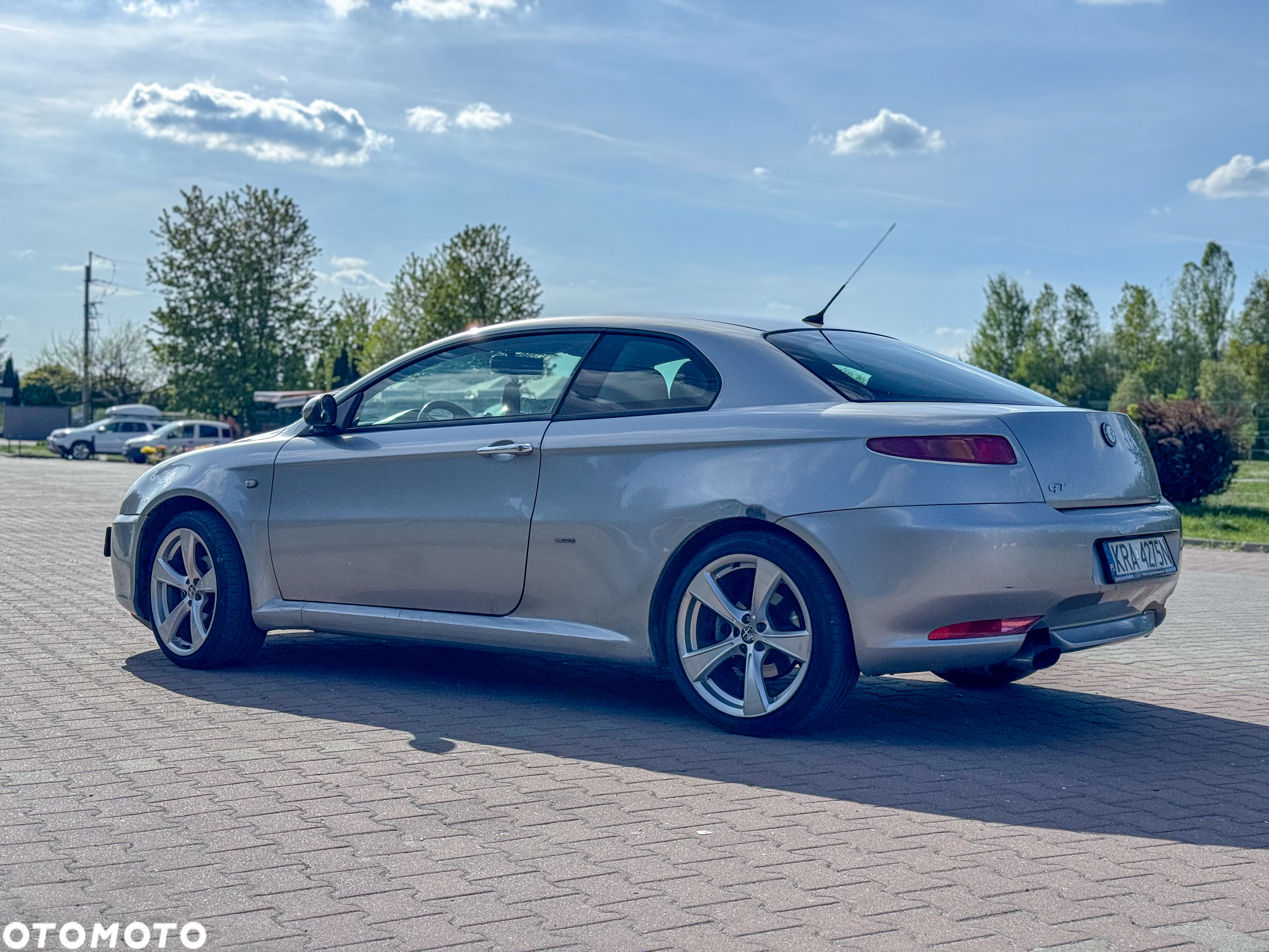 Alfa Romeo GT 1.9 JTD M-Jet DPF Distinctive - 6