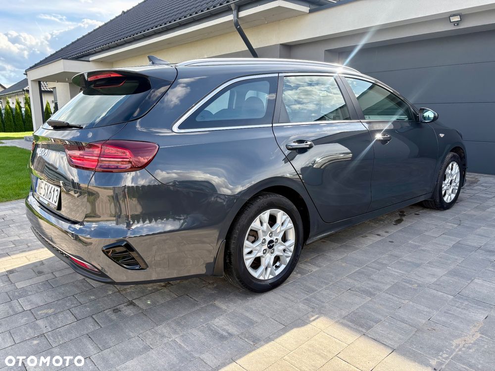 Kia Ceed 1.5 T-GDI M - 9