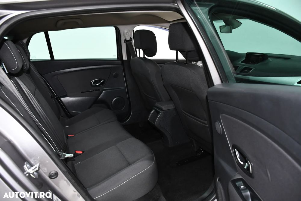Renault Megane Energy dCi Intens - 12