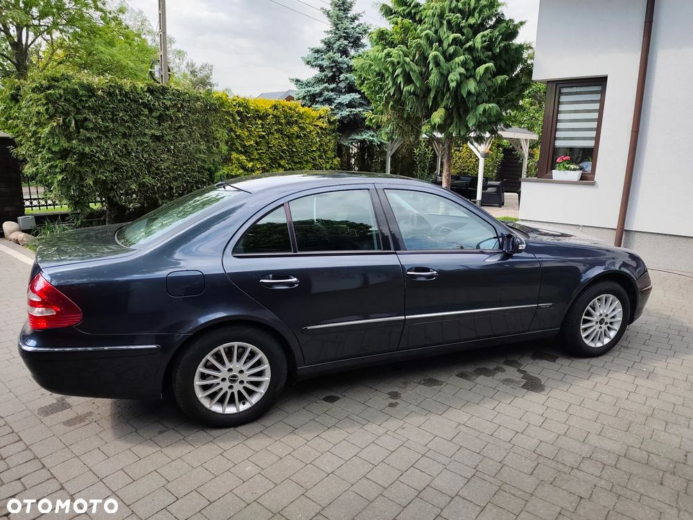 Mercedes-Benz Klasa E - 9