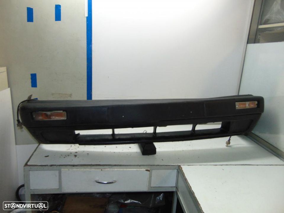 VW Golf 2 pára-choques da frente - 1