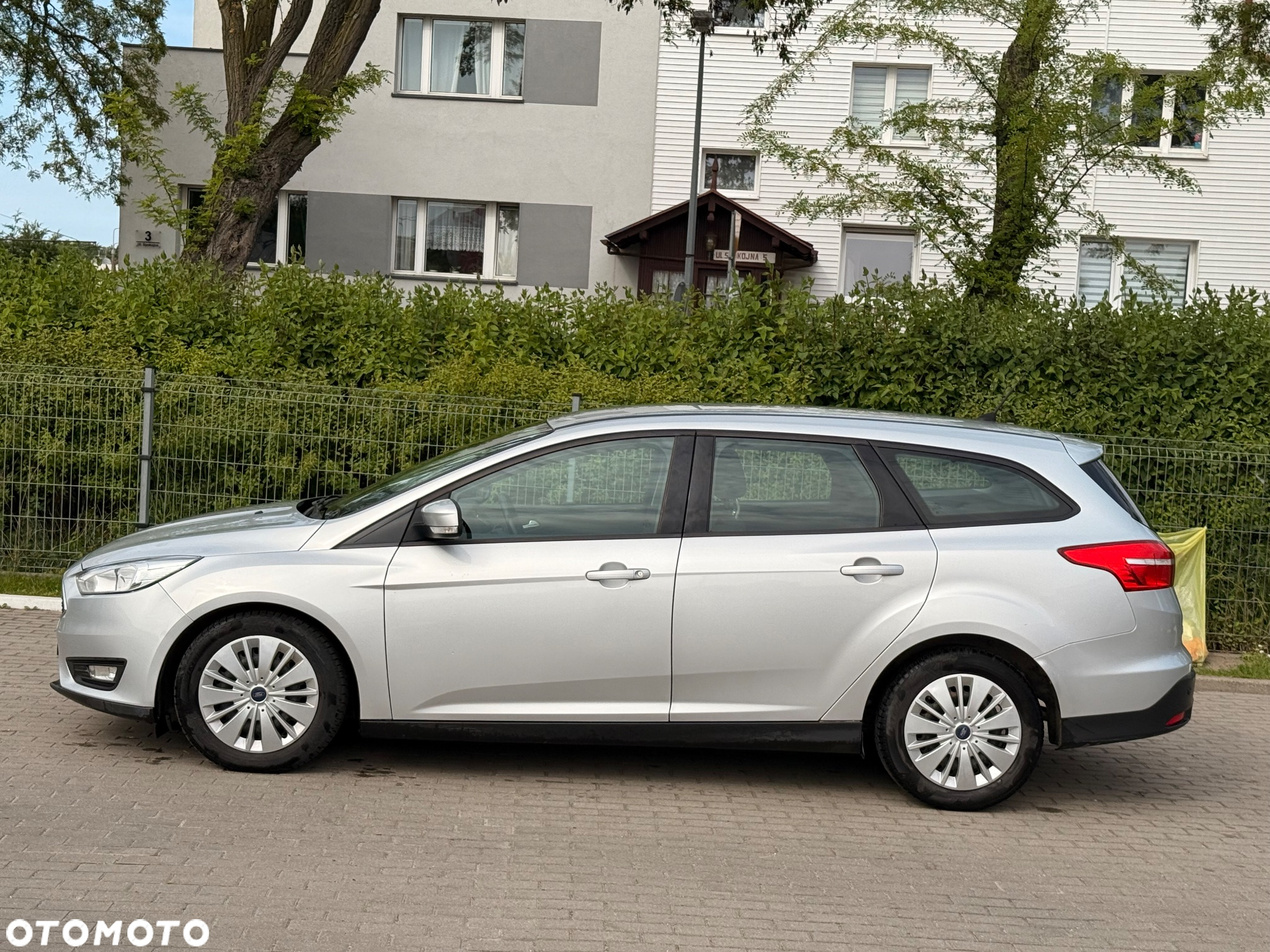 Ford Focus 1.5 TDCi SYNC Edition - 4